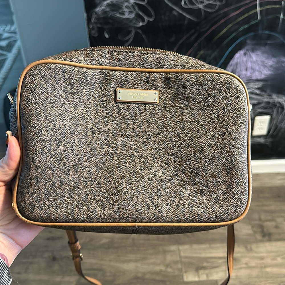 Michael Kors purse